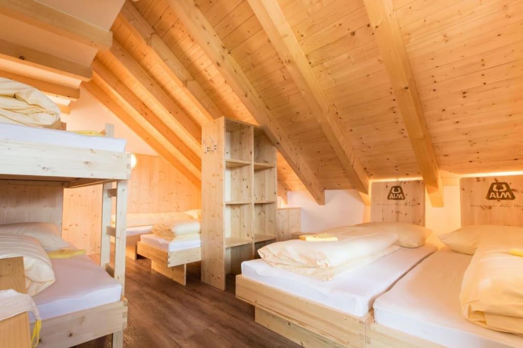 Ualm Untermarkter Alm Imst Buitenkant foto